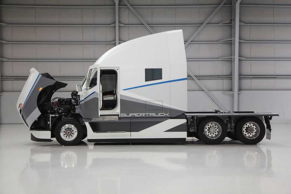 Freightliner SuperTruck Trailer Class 8 Yang Hemat BBM-compressed