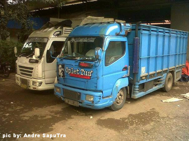 Truk Oplet Tua Kudus